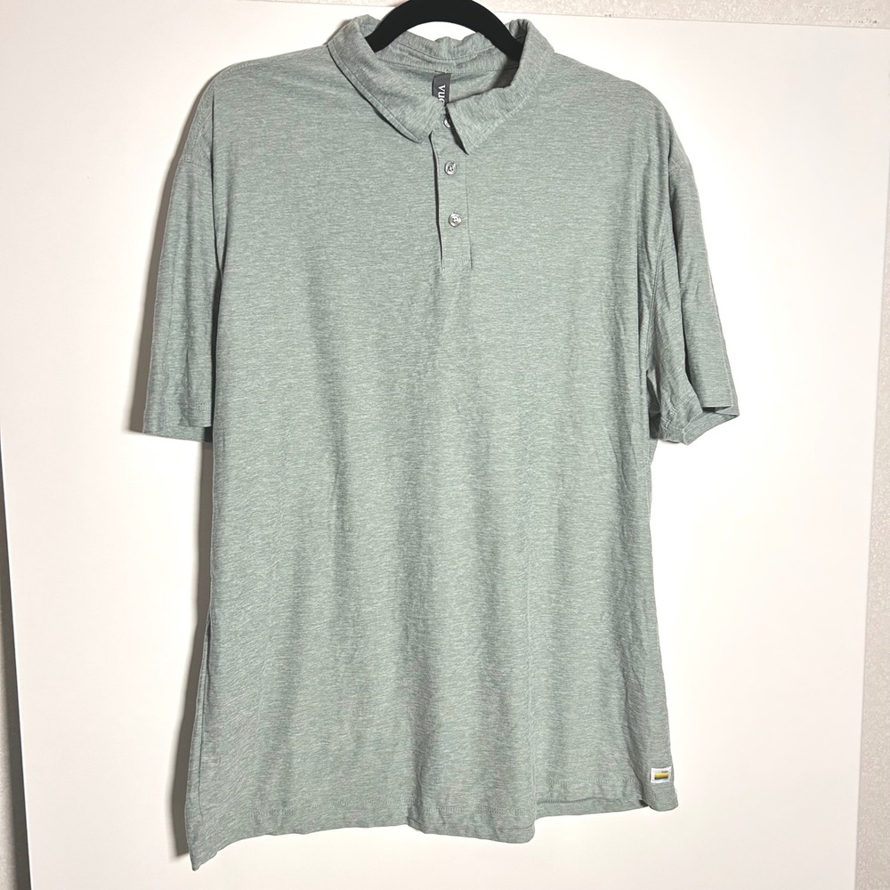 Vuori Green Short Sleeve Strato Tech Polo Performance Golf Shirt Neptune Heather